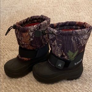 Kamik Toddler’s insulated camo boots